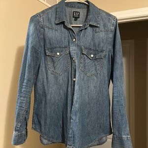 Gap denim button up shirt